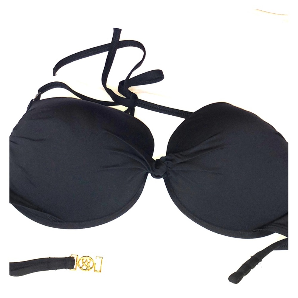 Black Victoria’s Secret padded push up bikini top